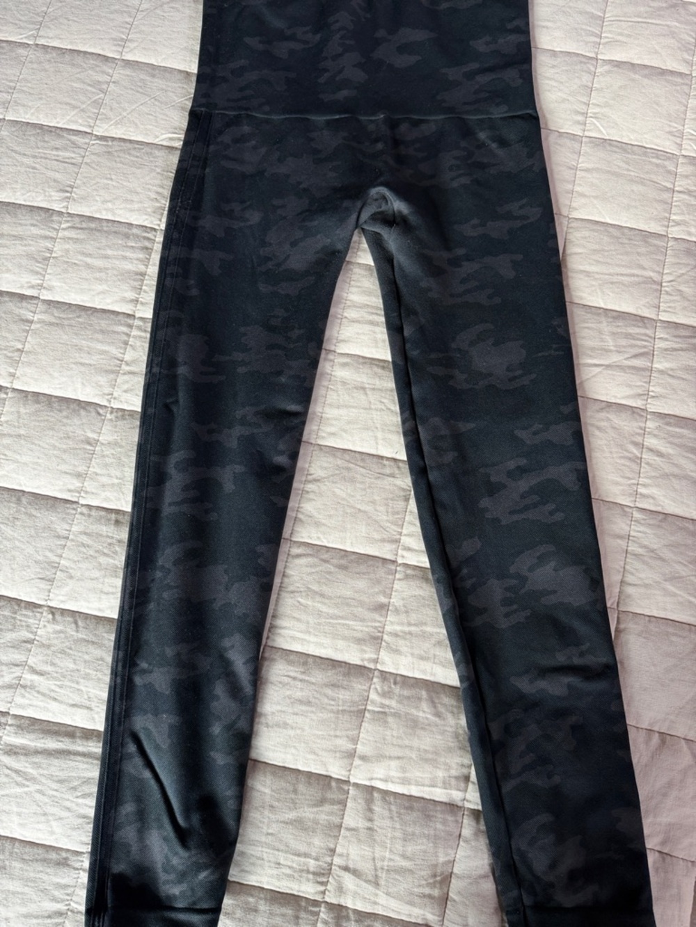 Lot of 3 pairs Spanx leggings XL - Picture 4 of 7